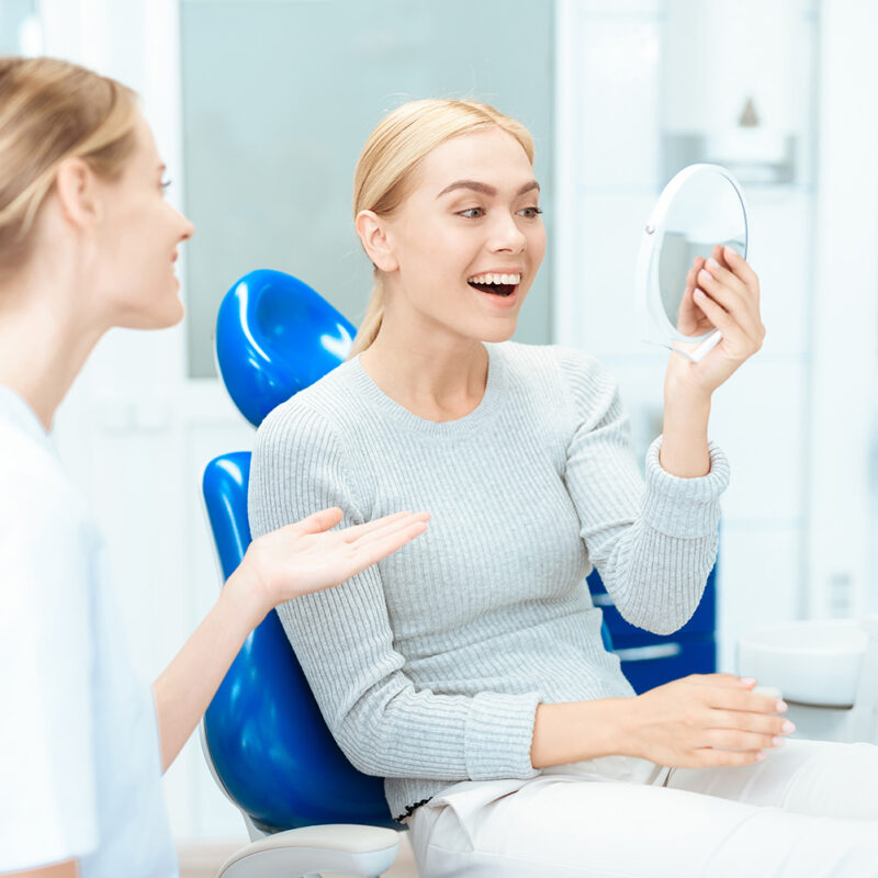 Can Cosmetic Dentistry Reverse The Signs of Aging